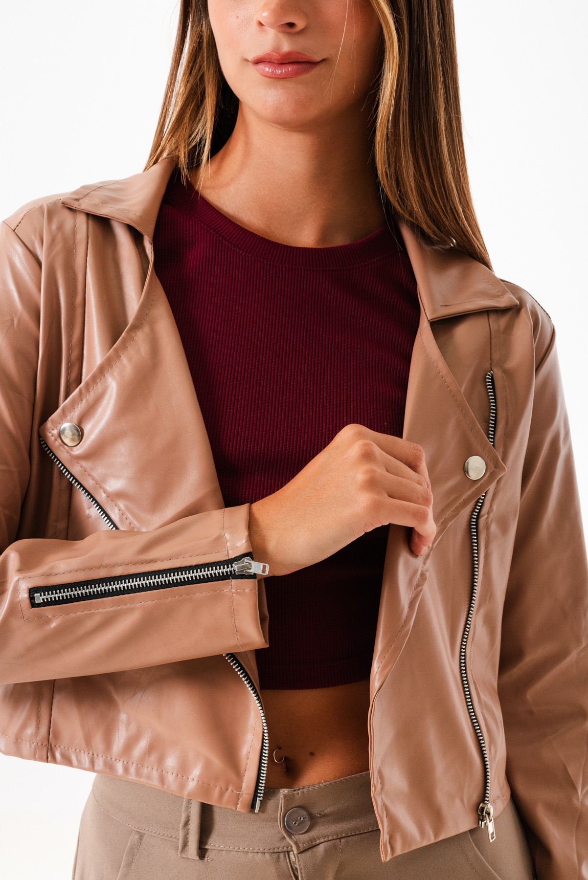 CAMPERA CIERRE CRUZADO ECOCUERO