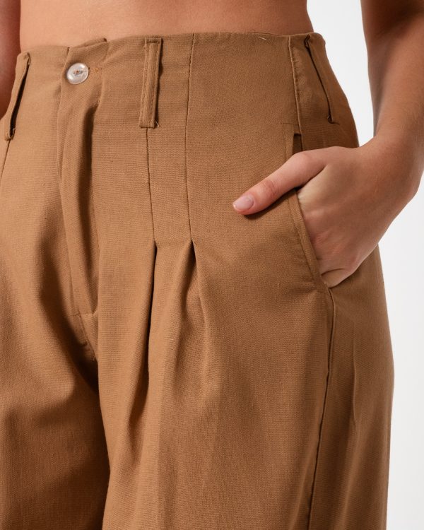 Alternative view of MAXI PALAZO AVISPA LINO