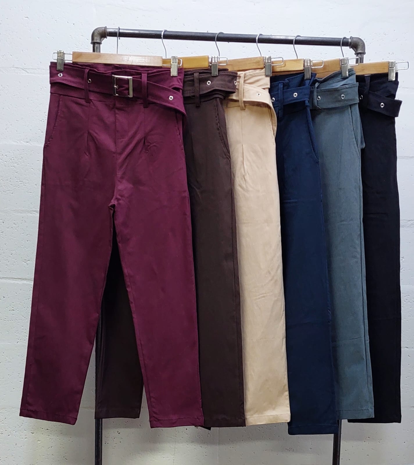 PANTALON CON CINTO BENGALINA - Imagen 6