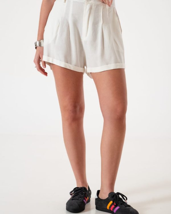 SHORT DOBLE PINZA LINO