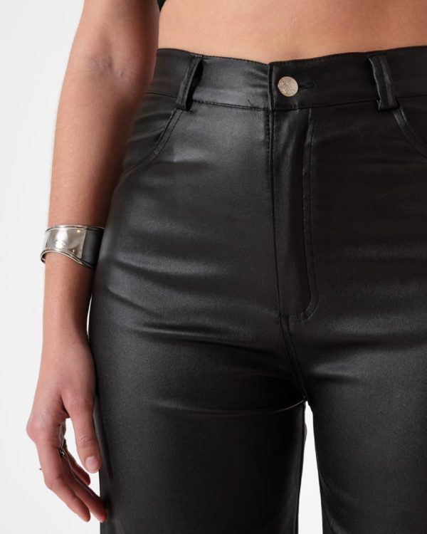 Alternative view of WID LEG ENGOMADO