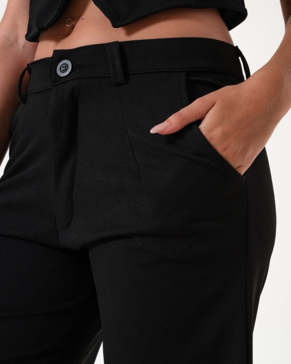 Alternative view of PALAZO CREP BOTON