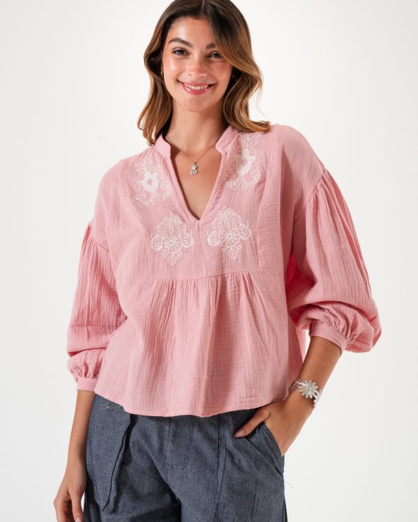 BLUSA BORDADA - Q008