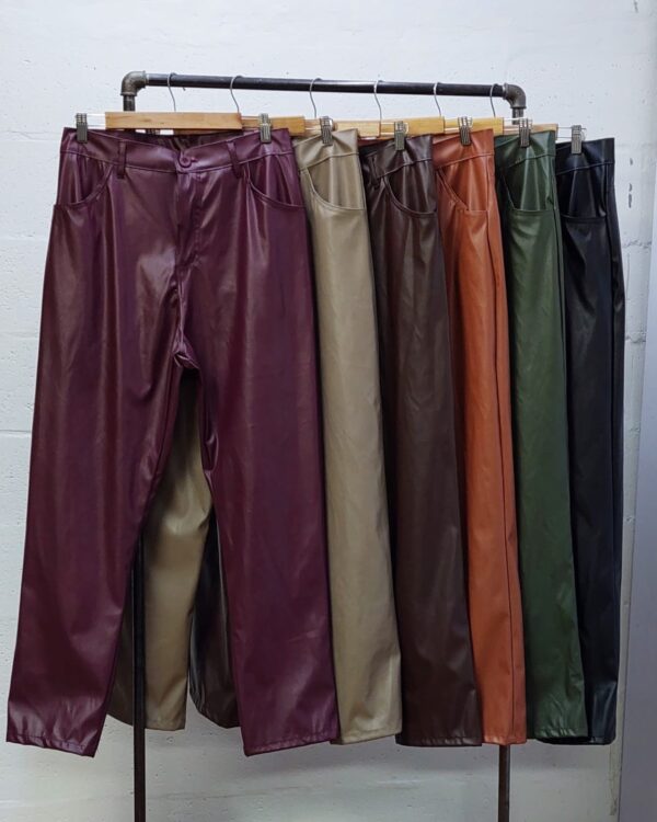 Alternative view of MOM FIT ECOCUERO PLUS SIZE