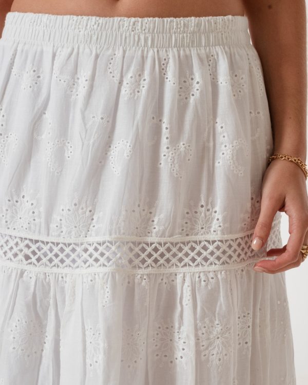 Alternative view of POLLERA BRODERIE - 8229#