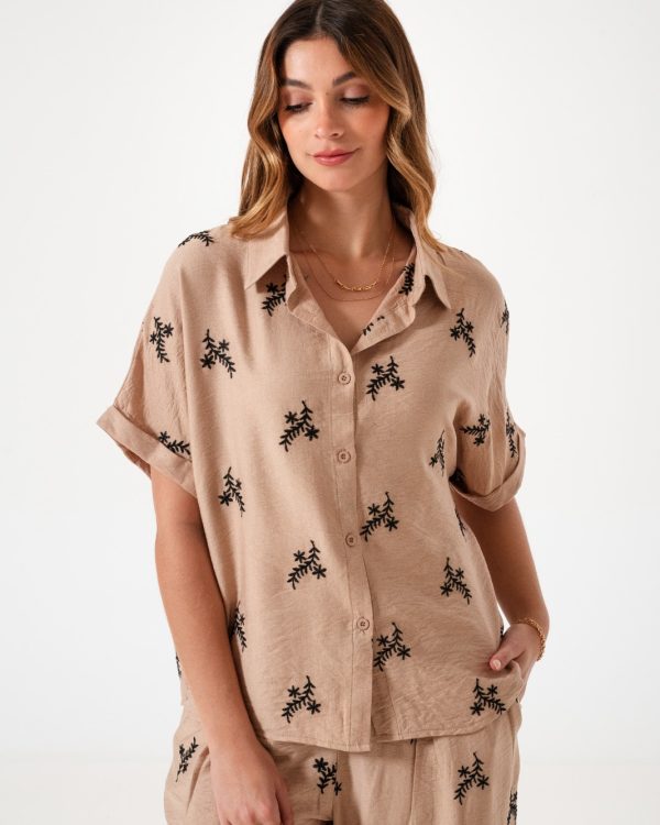 Alternative view of CONJUNTO LINO BORDADO - Q006