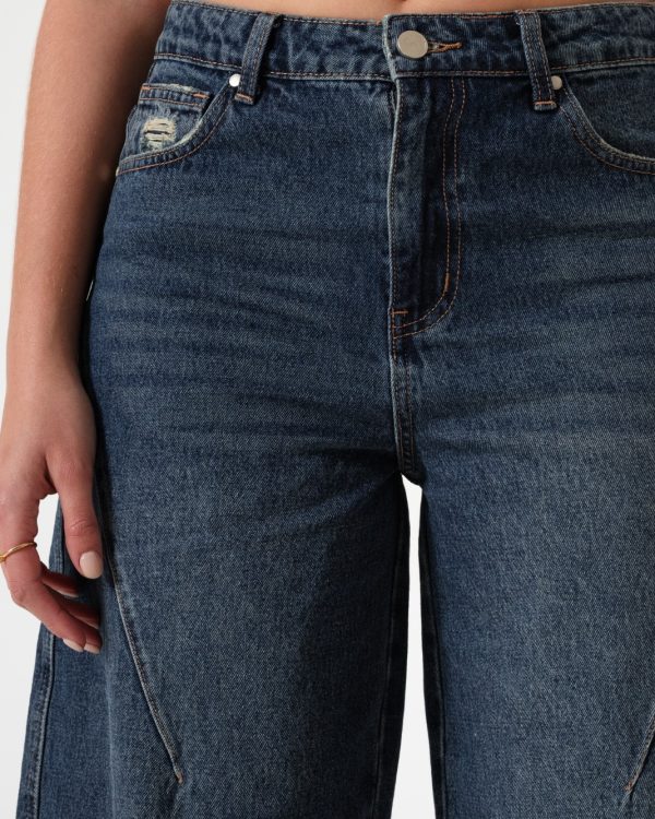 Alternative view of JEAN WID LEG - LY017