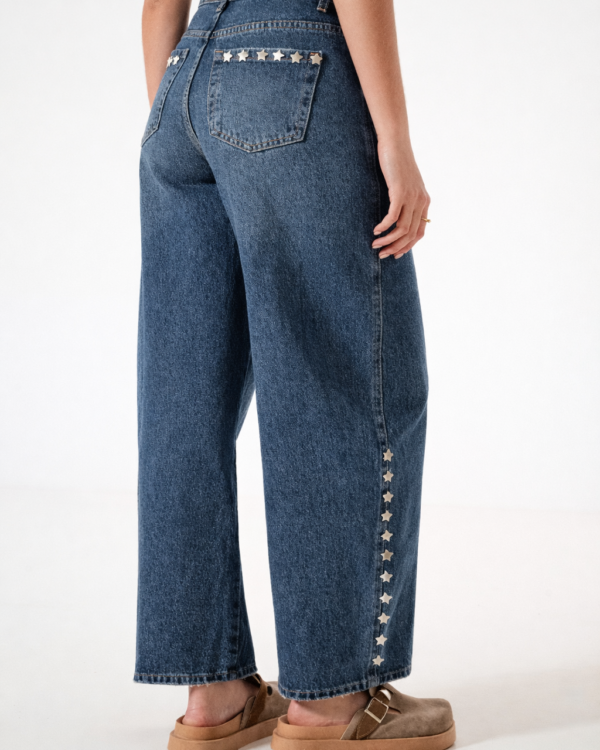 Alternative view of JEAN BALOON TACHAS - LY-017