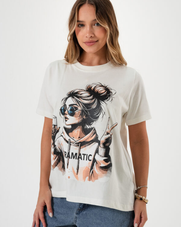 REMERA DRAMATIC