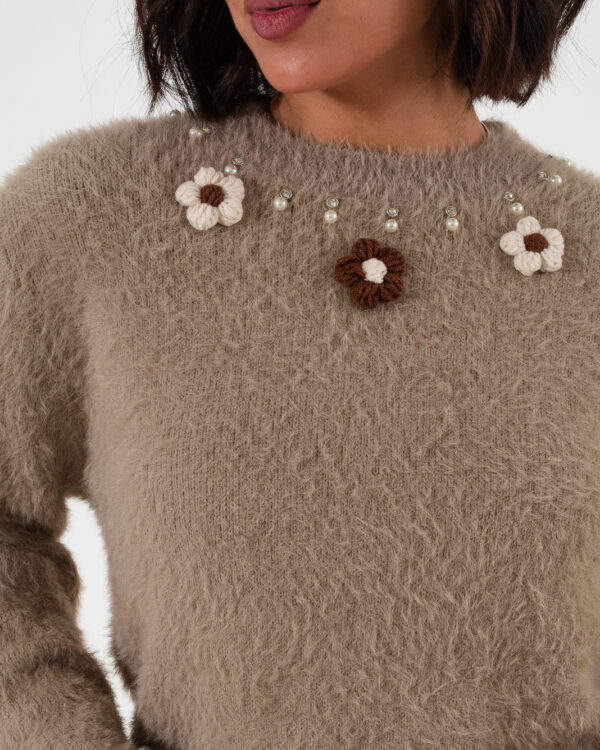Alternative view of SUETER PELO CON STRASS TEJIDO FLOR - 02