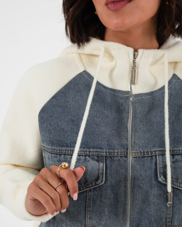 Alternative view of CAMPERA DE SUETER CON JEANS - 393