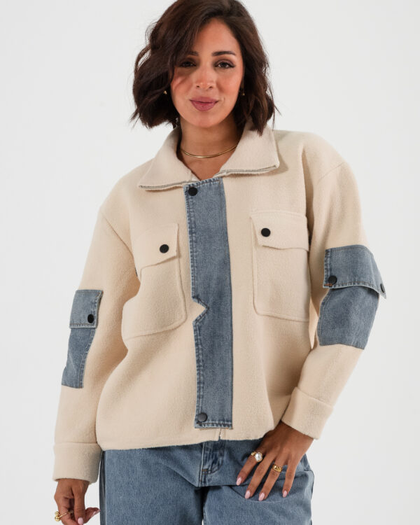 CAMPERA SUETER CON JEANS - 337
