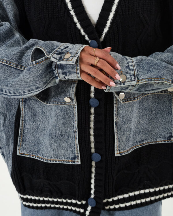 Alternative view of SACO DE SUETER CON JEANS - 601