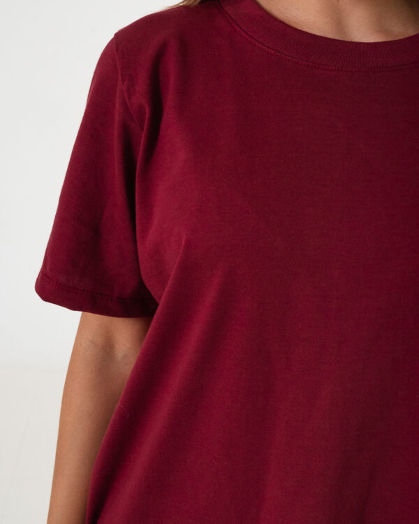 Alternative view of REMERA CON PUNTILLA