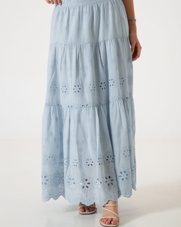 8221 POLLERA BRODERIE